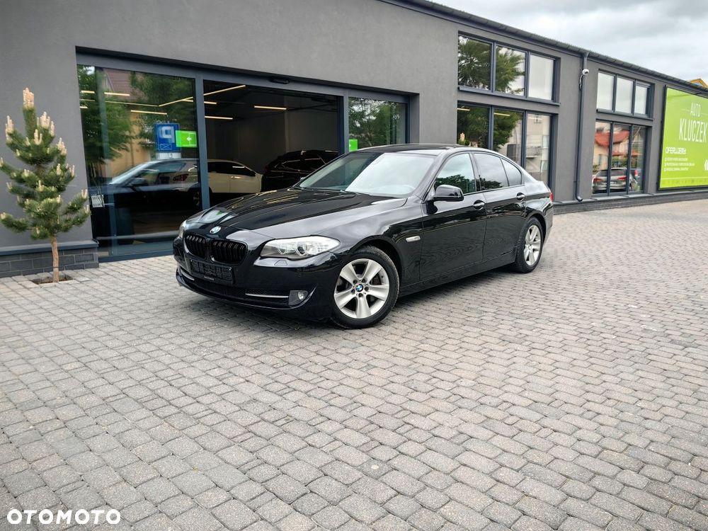BMW Seria 5 525d - 1
