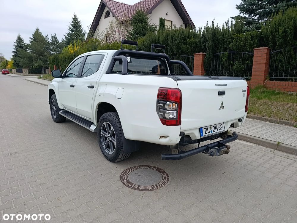 Mitsubishi L200 Pick Up 4x4 S&S Autm Double Cab Plus - 15