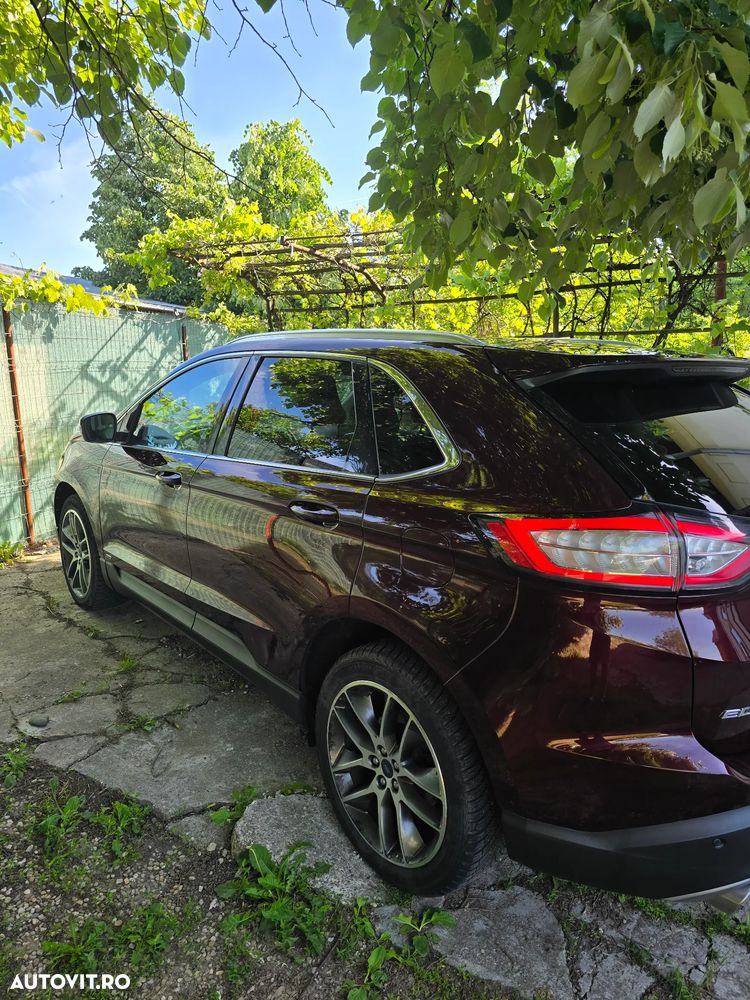 Ford Edge 2.0 TDCi Powershift Titanium - 4