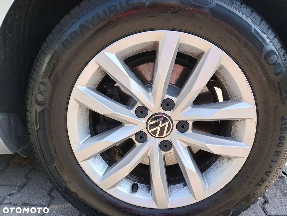 Volkswagen Passat 1.5 TSI EVO Business - 36
