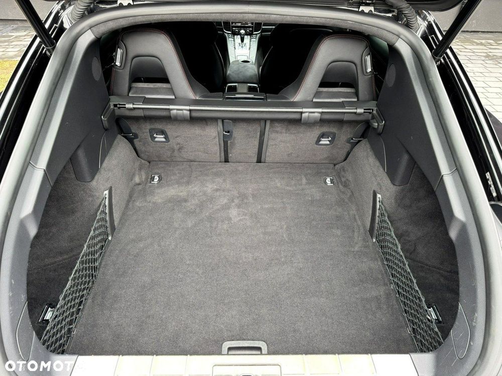 Porsche Panamera - 28