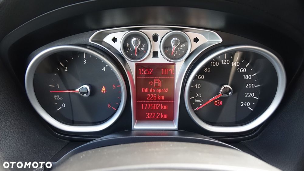 Ford Kuga - 35