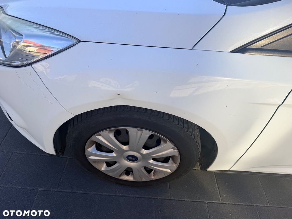 Ford Focus 1.6 TDCi Ambiente - 6