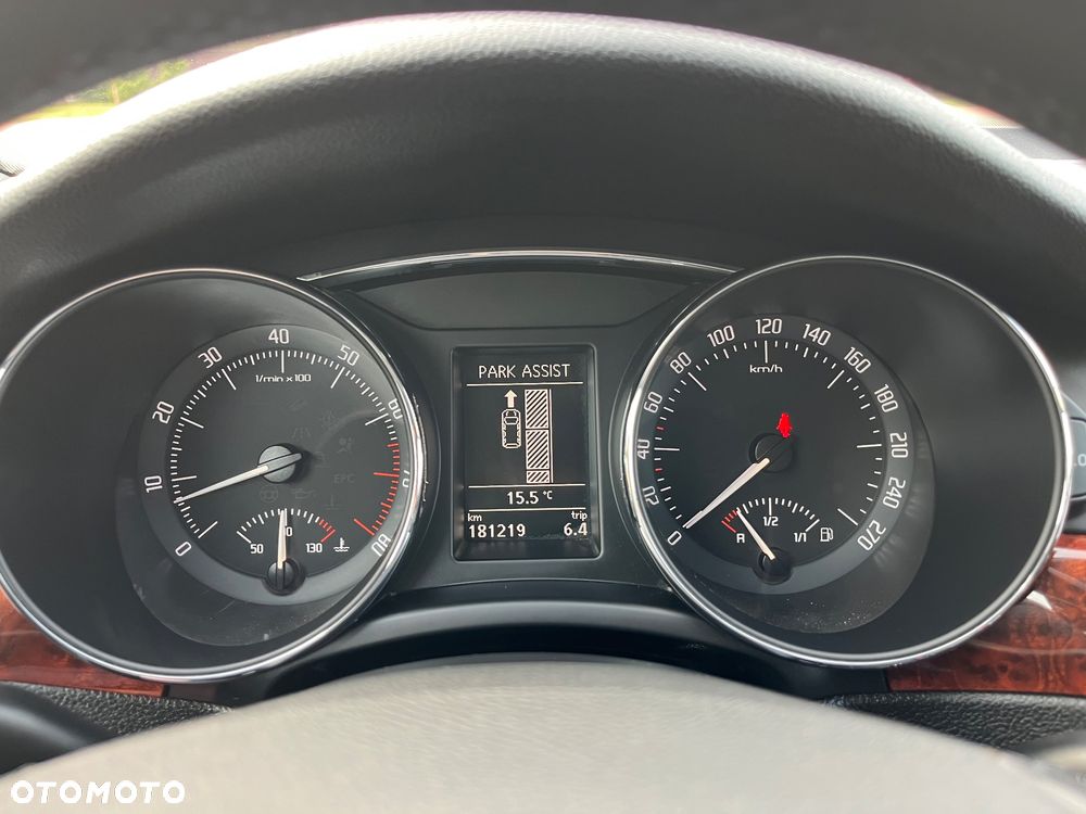 Skoda Superb 1.4 TSI Exclusive - 37