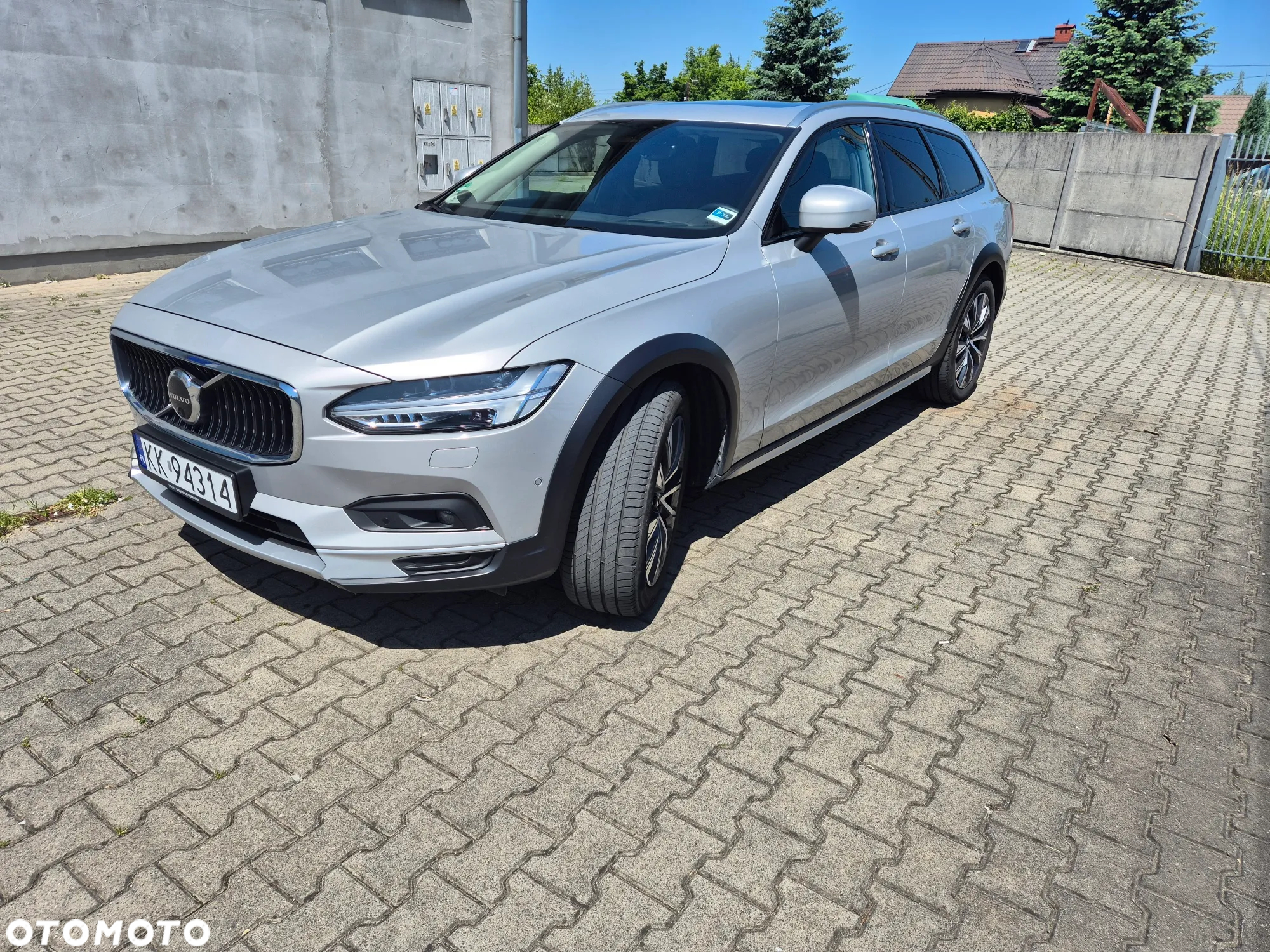 Volvo V90 D5 AWD Momentum Pro - 3