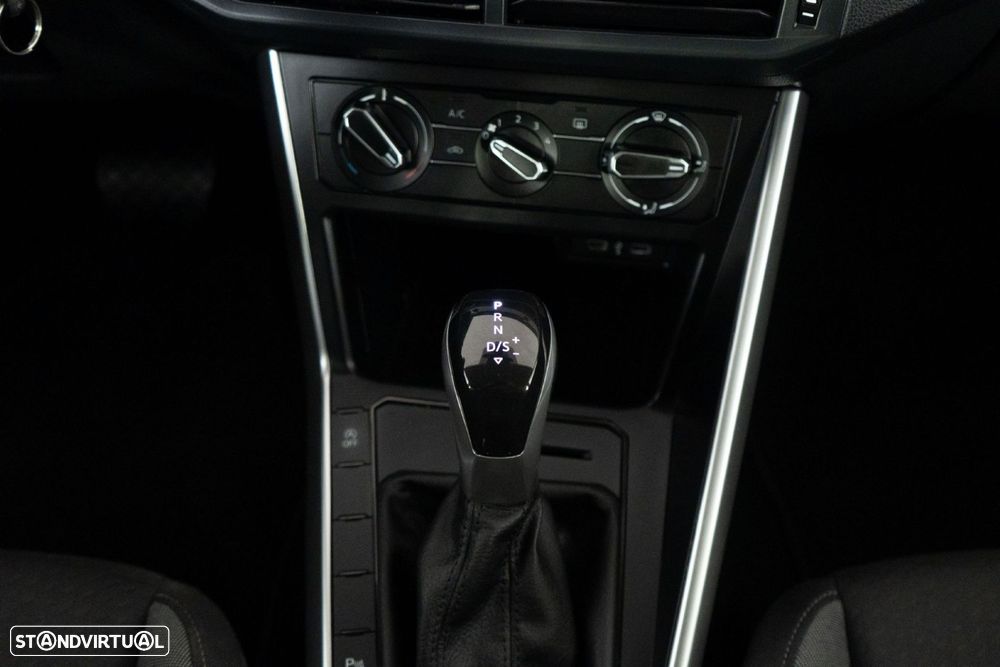 VW Polo 1.0 TSI Urban DSG - 25