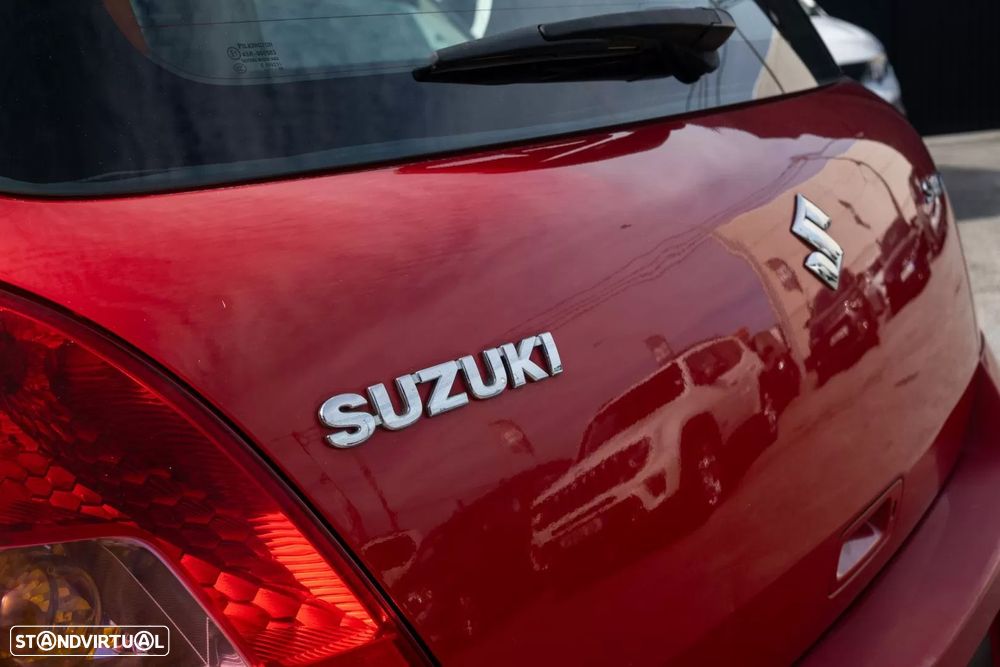 Suzuki swift - 4