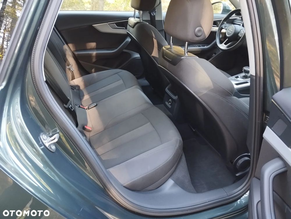 Audi A4 Avant 2.0 TFSI ultra S tronic design - 9