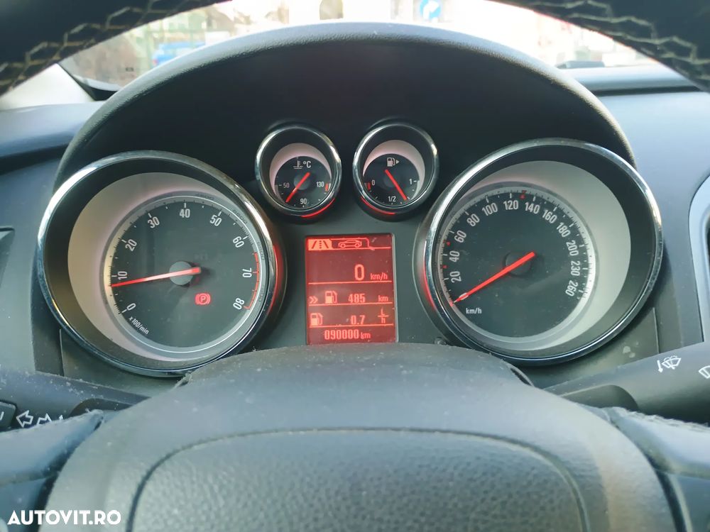 Opel Astra 1.4 ECOTEC Turbo Enjoy - 4