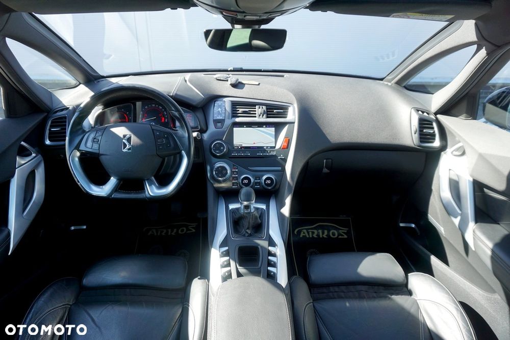 Citroën DS5 BlueHDi 150 So Chic - 2