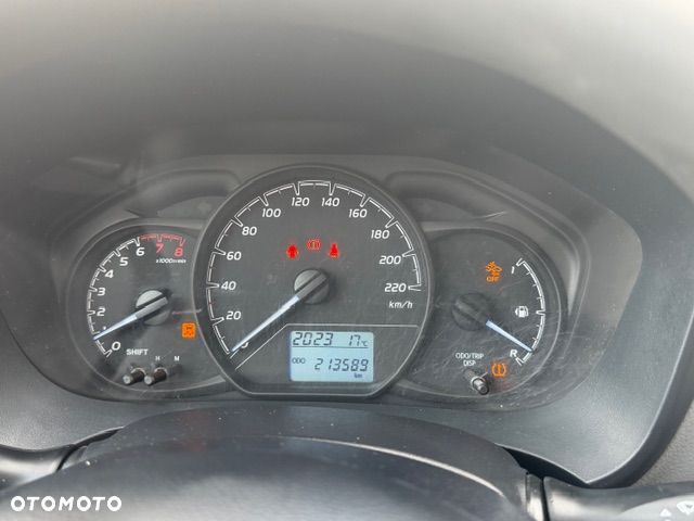 Toyota Yaris - 13