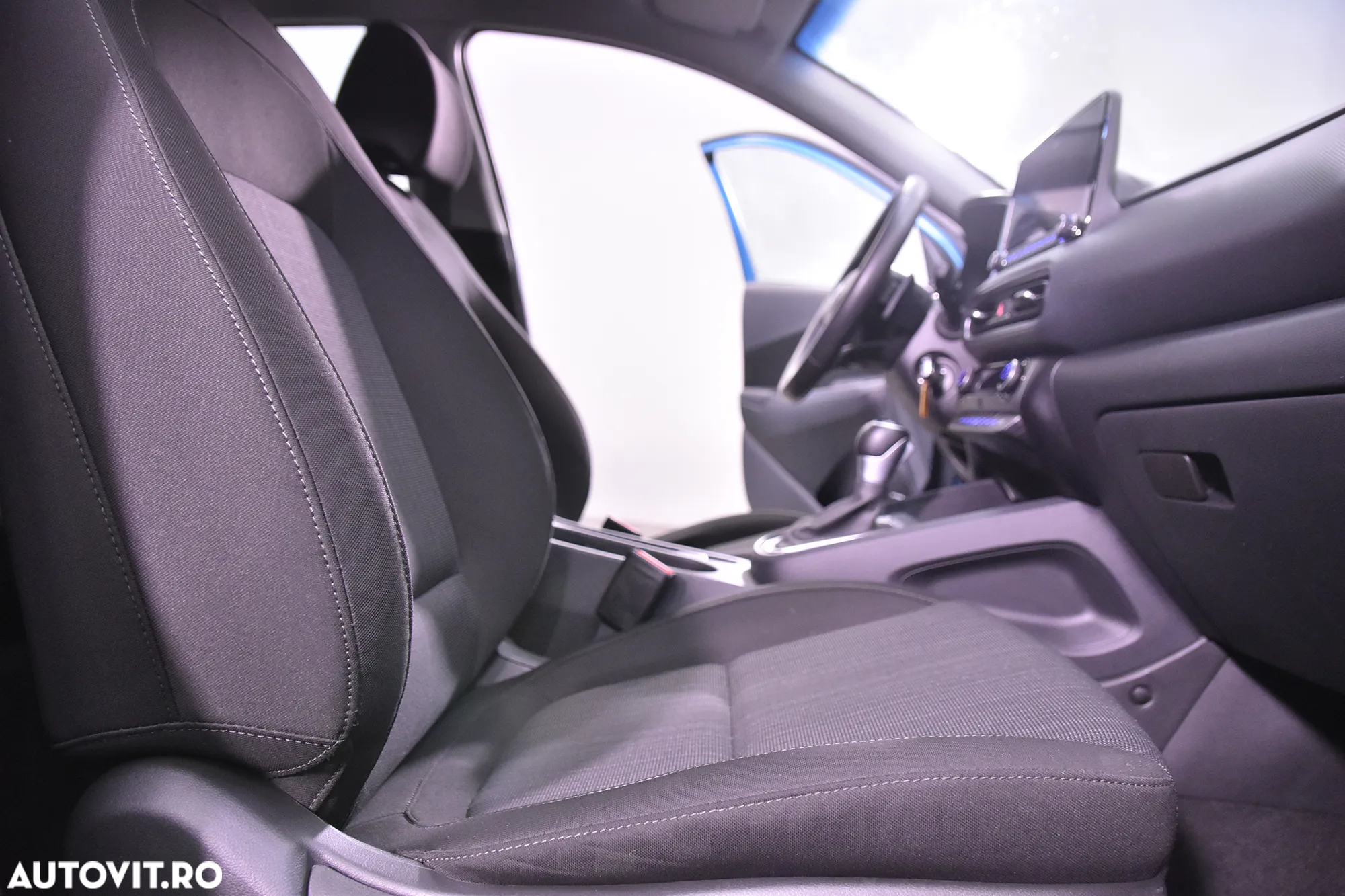 Hyundai KONA Hybrid 1.6 GDI 141 CP 2WD 6DCT Highway - 11
