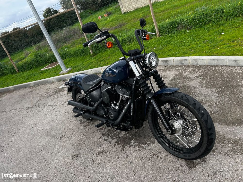 Harley-Davidson Softail Street Bob 33,1 KW - 20