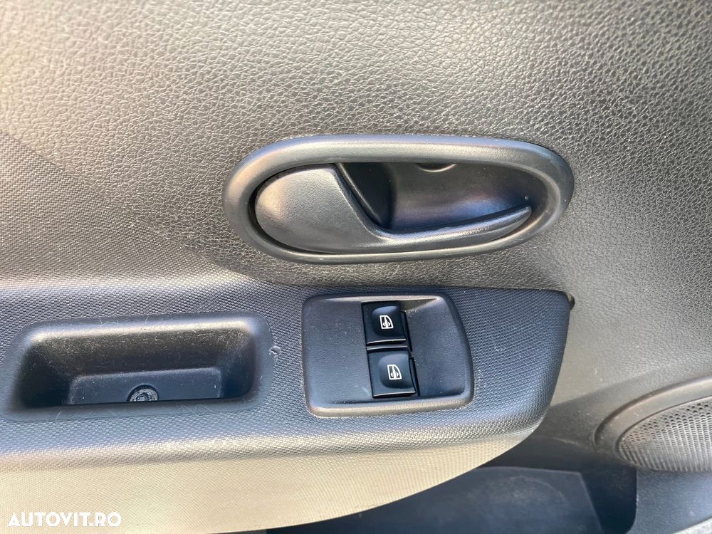 Dacia Logan - 13
