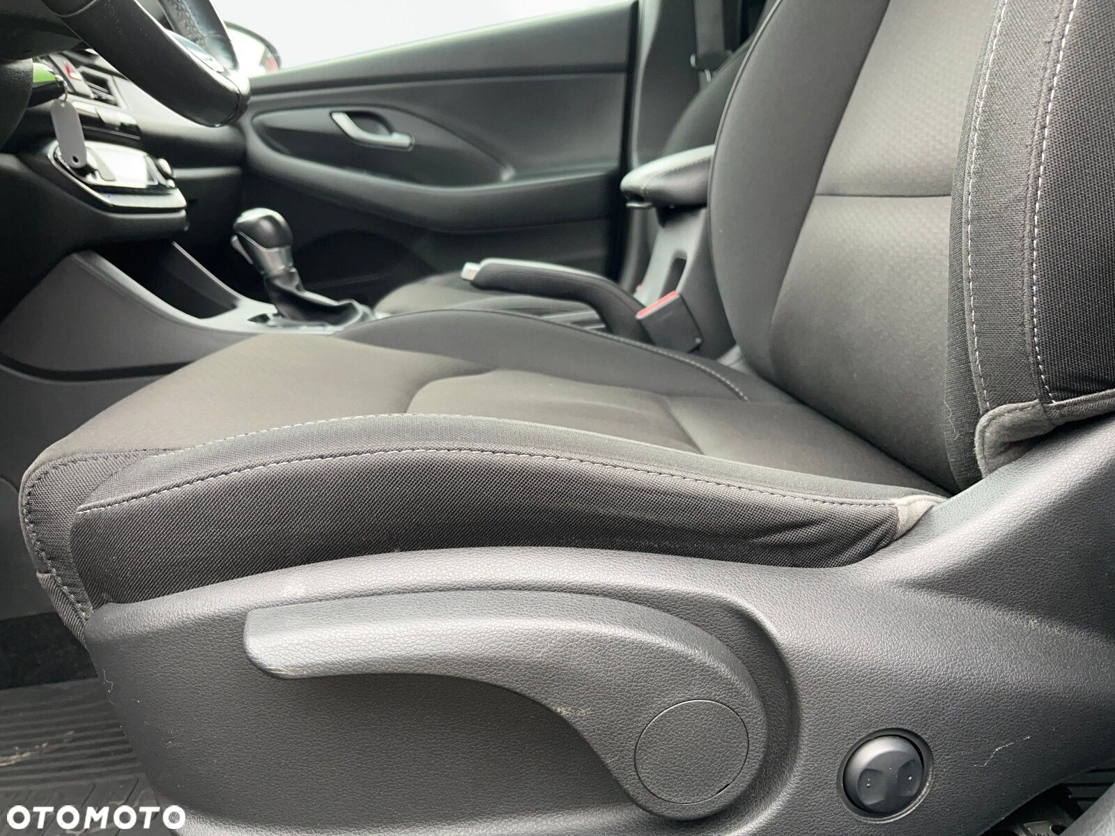 Hyundai i30 1.4 T-GDI Comfort DCT - 11
