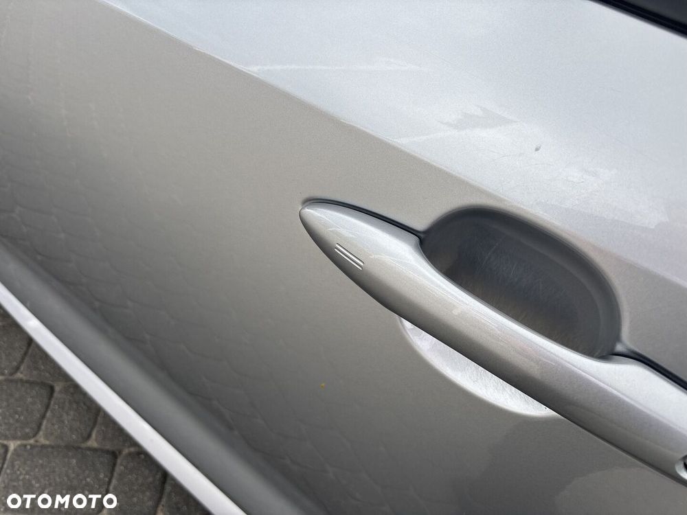 Toyota Corolla - 11