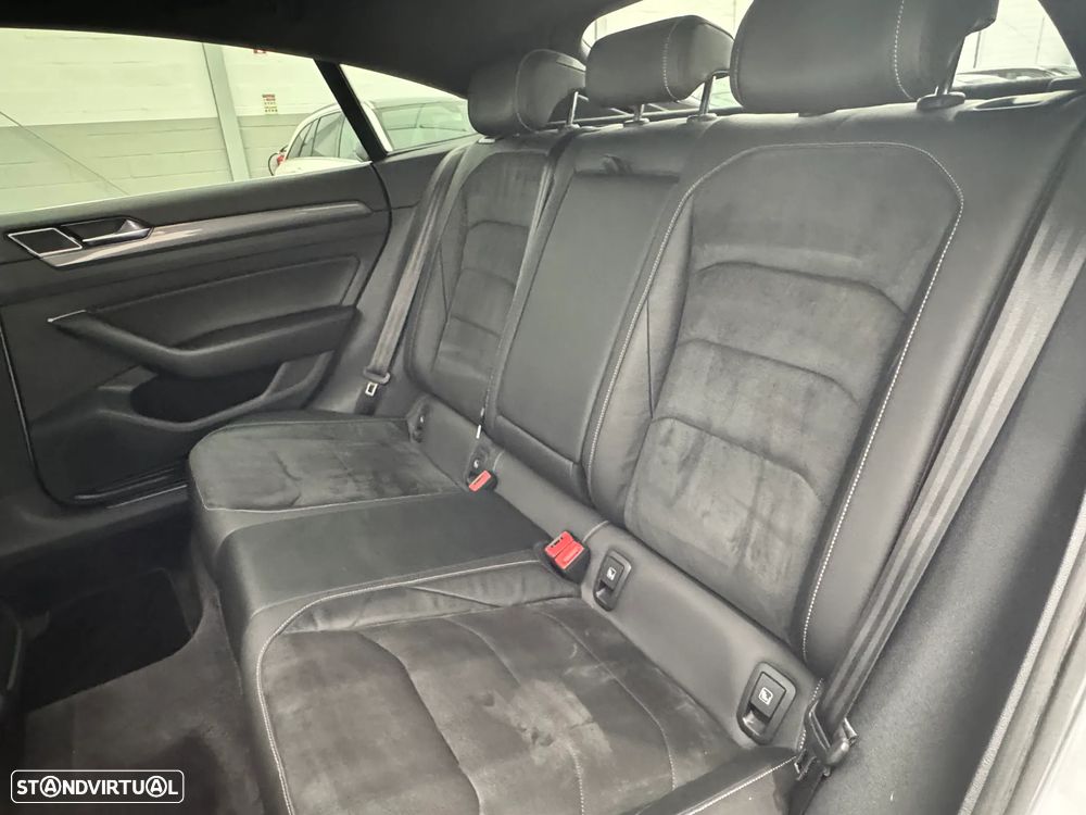 VW Arteon 2.0 TDI R-Line DSG 4Motion - 35