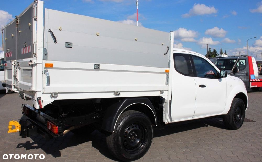 Nissan Navara - 5