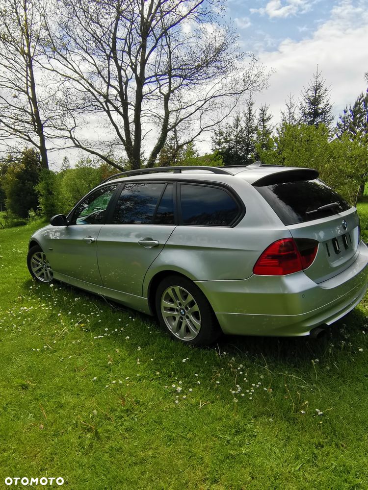 BMW Seria 3 320d - 6