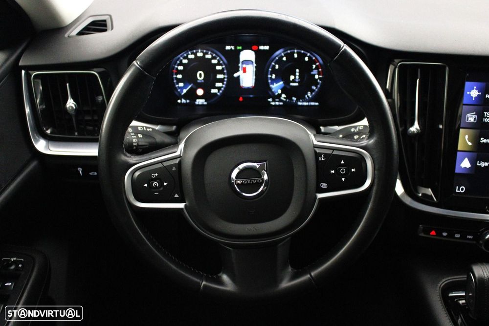 Volvo V60 2.0 T8 AWD TE Momentum - 10