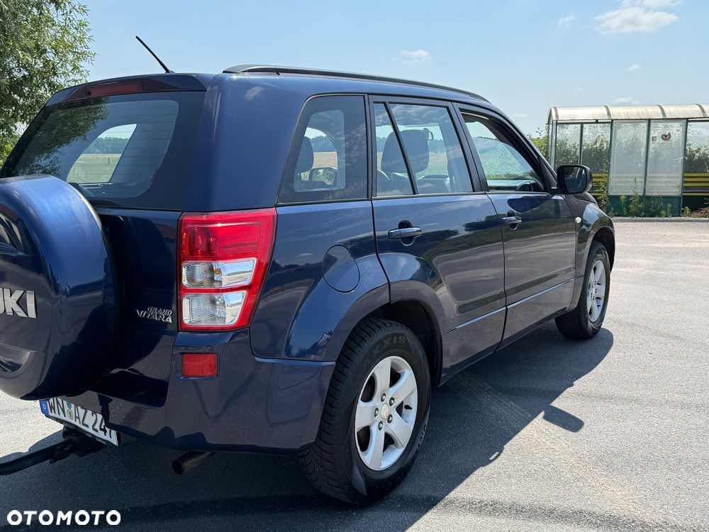 Suzuki Grand Vitara 2.0 Limited - 15