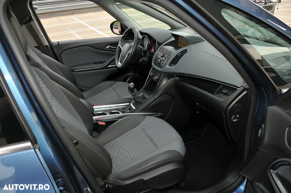Opel Zafira Tourer 1.6 CDTI Start/Stop Cosmo - 13