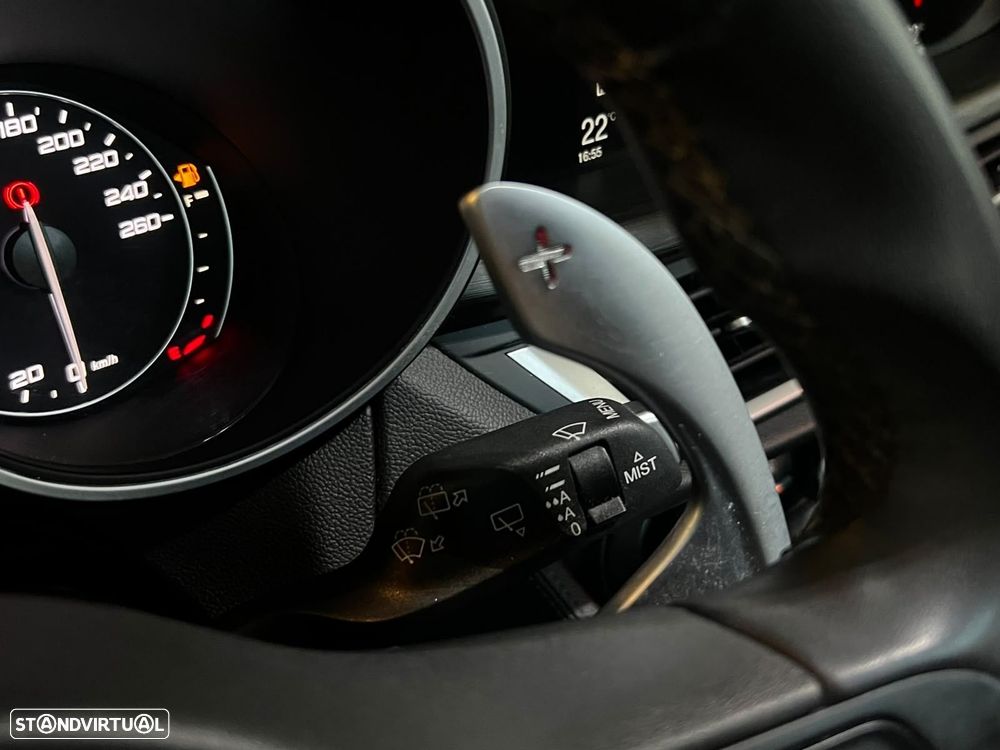Alfa Romeo Stelvio 2.2 D TI AT8 - 36