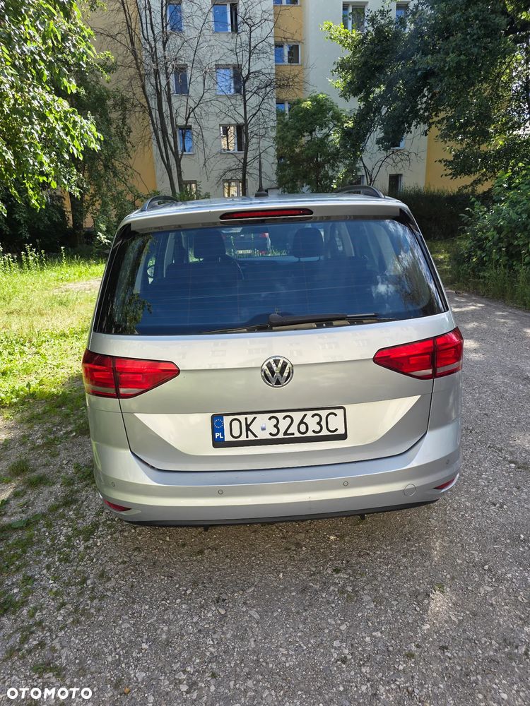 Volkswagen Touran - 2