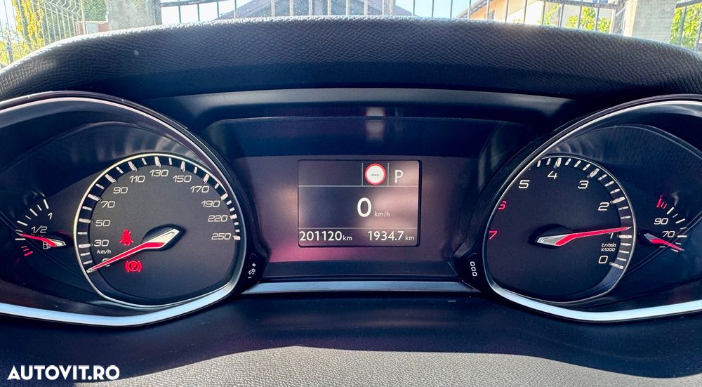 Peugeot 308 1.2 L PureTech Turbo Allure Aut. - 7