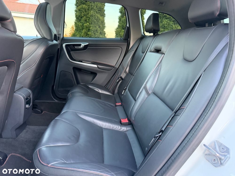 Volvo XC 60 D3 Ocean Race - 28