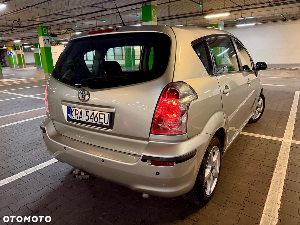 Toyota Corolla Verso 1.8 Multi-Mode Sol - 6