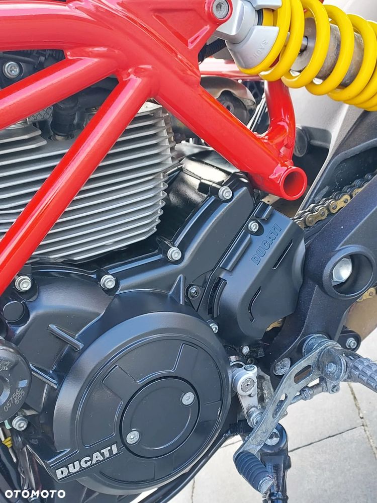 Ducati Monster - 28