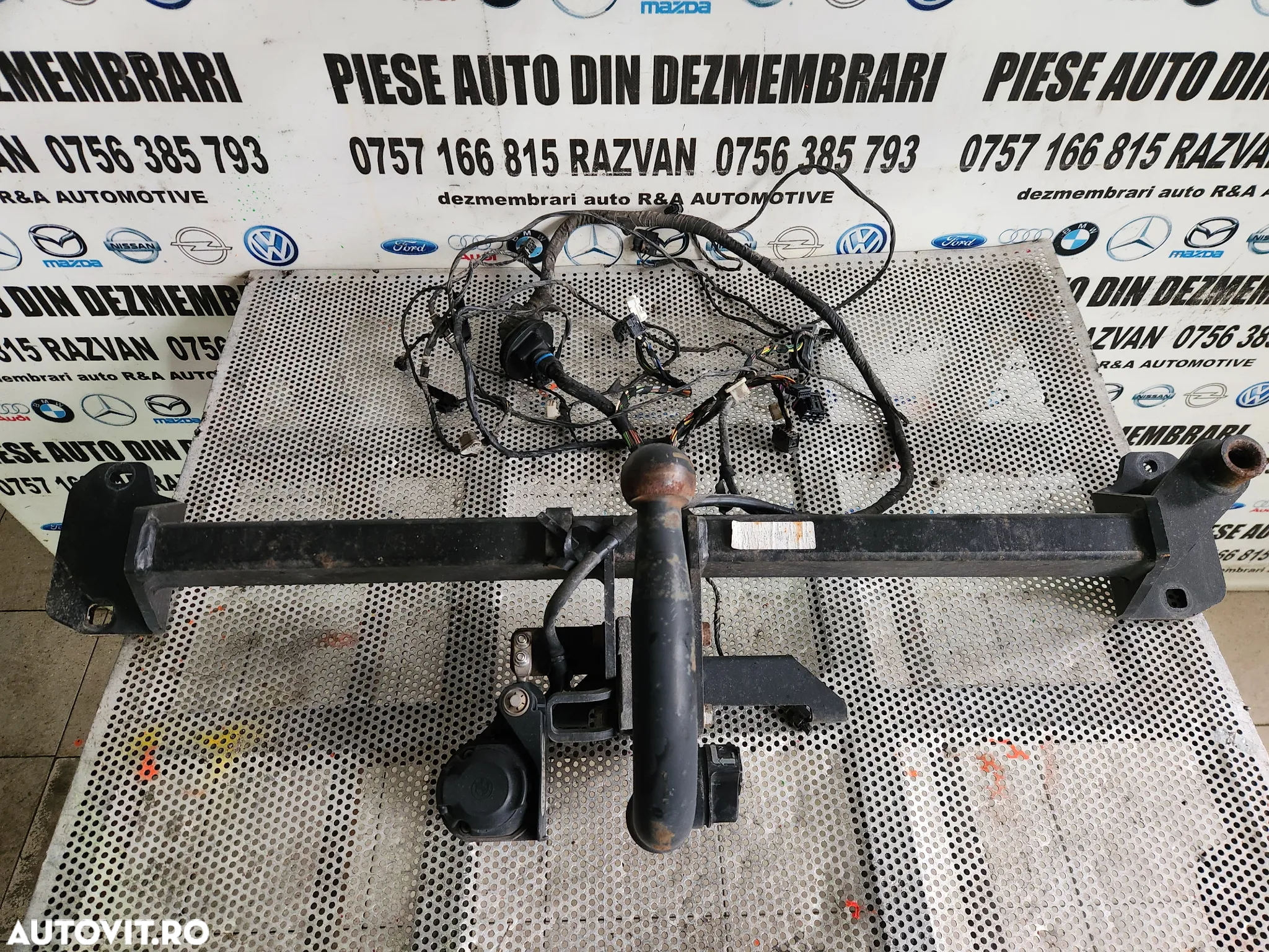 Carlig Cui Remorcare Tractare Complet Bmw Seria 2 F45 F46 Modul Instalatie Priza 2 Chei 2014-18 - 2