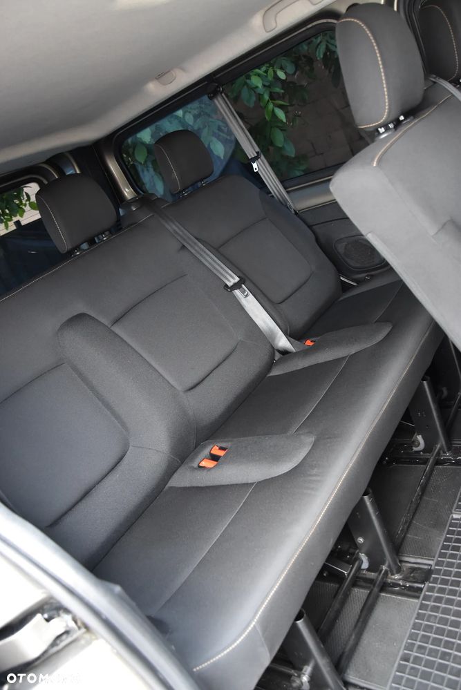 Renault Trafic ENERGY Combi Expression - 19