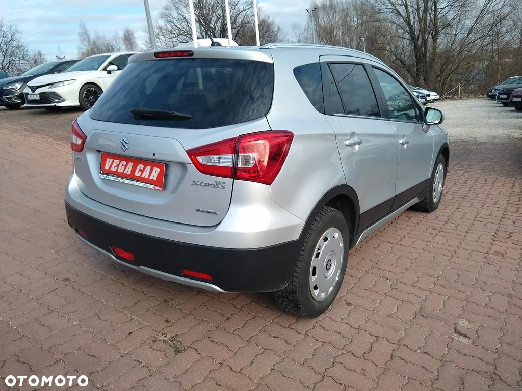 Suzuki SX4 S-Cross 1.0 T Premium 4WD - 23