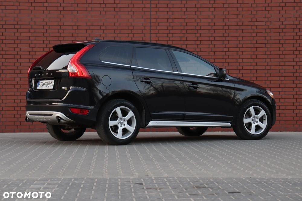 Volvo XC 60 D4 RDesign - 13
