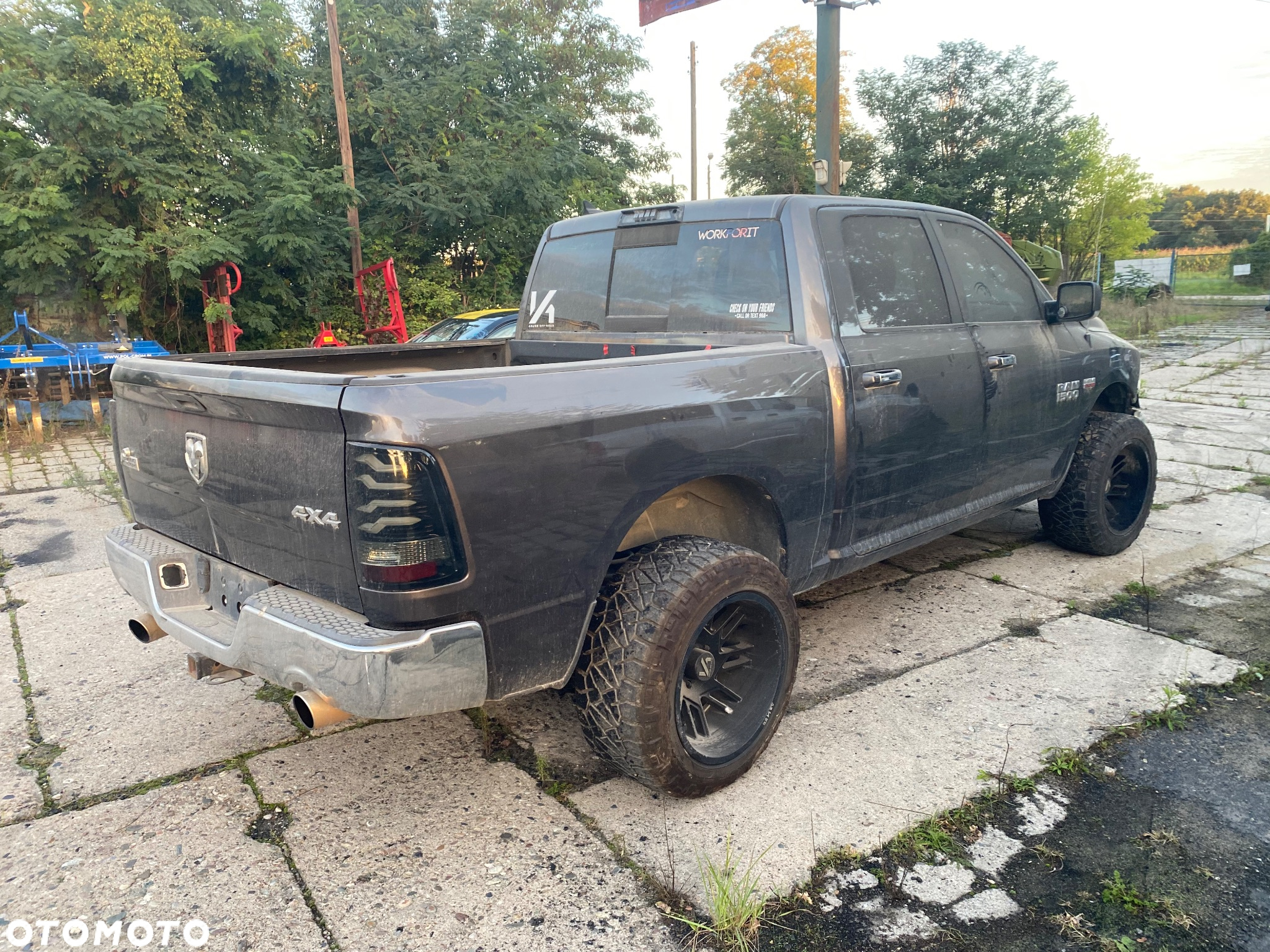 Dodge RAM 1500 5.7 4x4 - 9