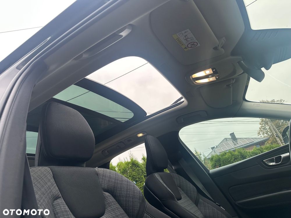 Volvo XC 60 T6 Plug-In Hybrid AWD Ultra Bright - 29