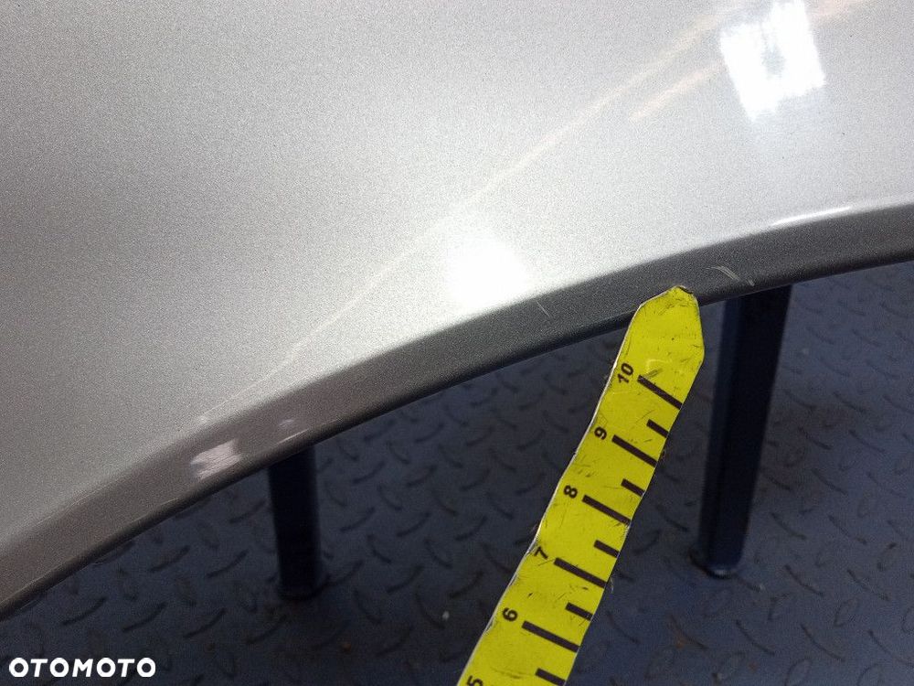 LANCIA YPSILON I BŁOTNIK PRZÓD PRAWY 647 - 5