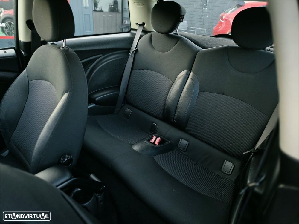 MINI 3 Portas Cooper D - 8