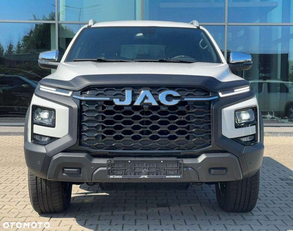 JAC T9 - 11
