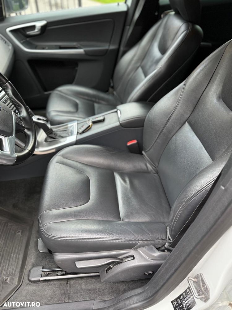 Volvo XC 60 D4 VEA Start-Stop Momentum - 21