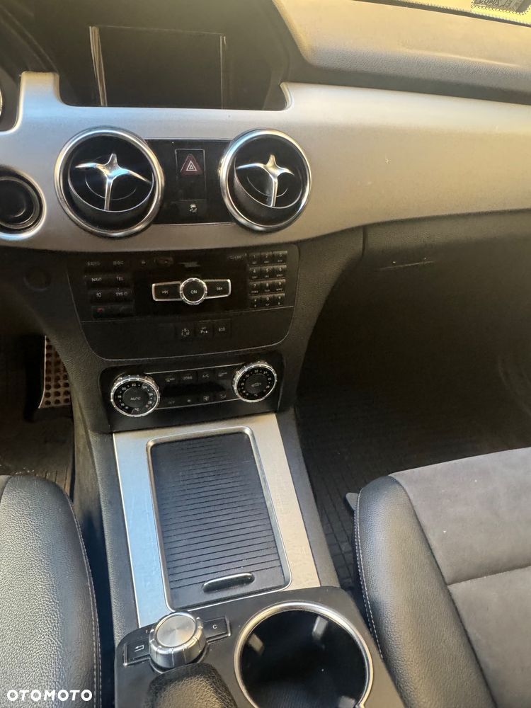Mercedes-Benz GLK - 8
