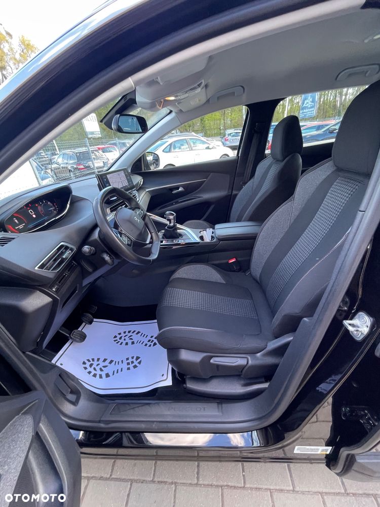 Peugeot 5008 BlueHDi 130 Active - 21