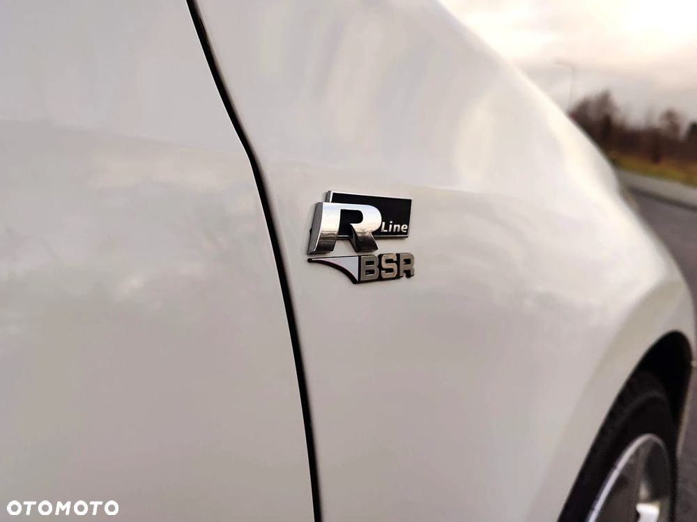 Volkswagen Golf 2.0 TDI DPF Highline - 15