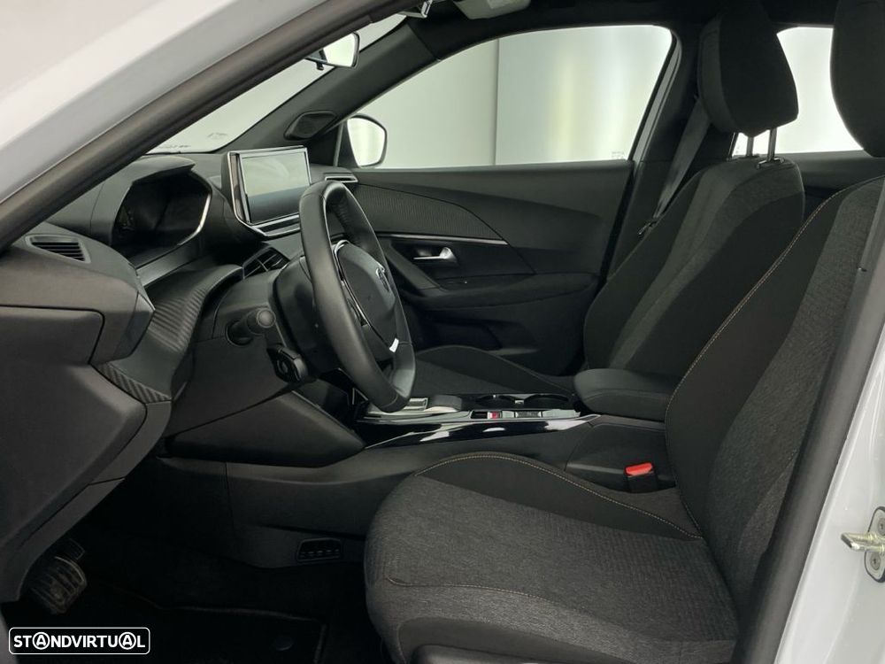 Peugeot e-2008 54 kWh SE Style - 11