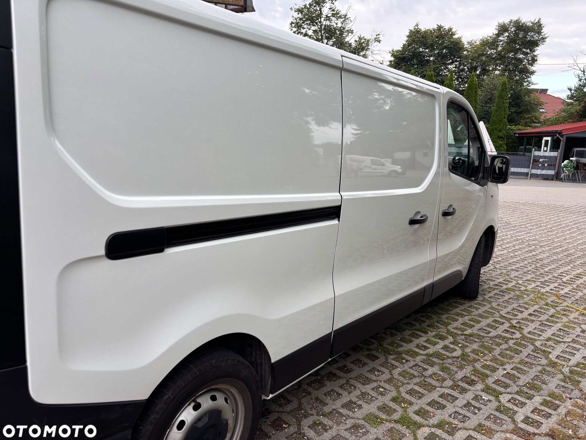 Renault Trafic - 1