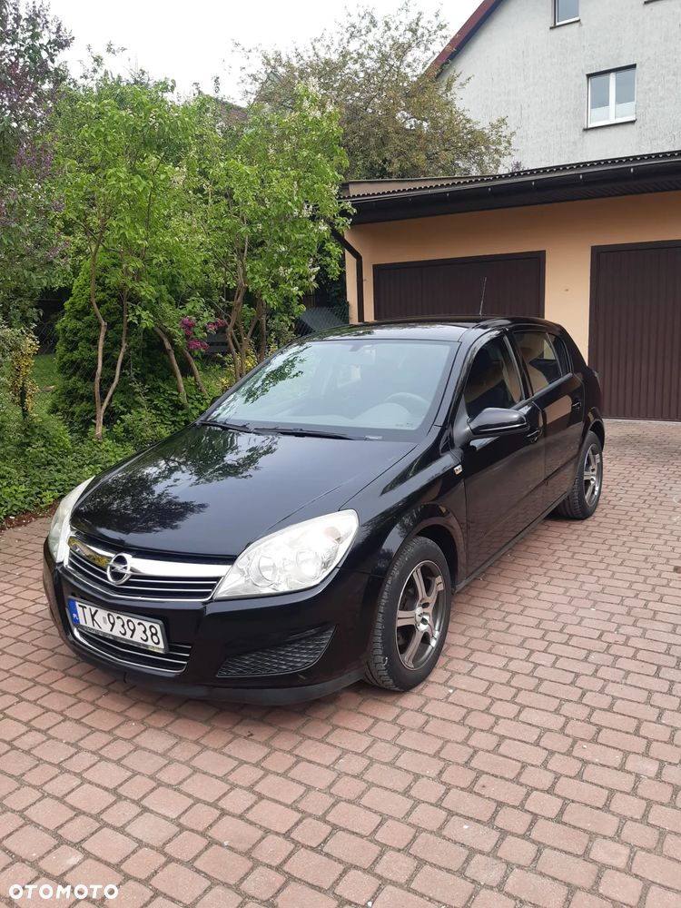 Opel Astra 1.6 Enjoy - 1