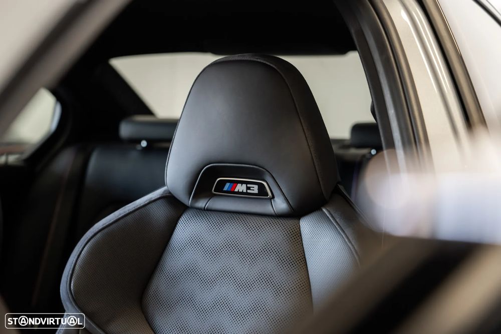 BMW M3 Competition xDrive - 26