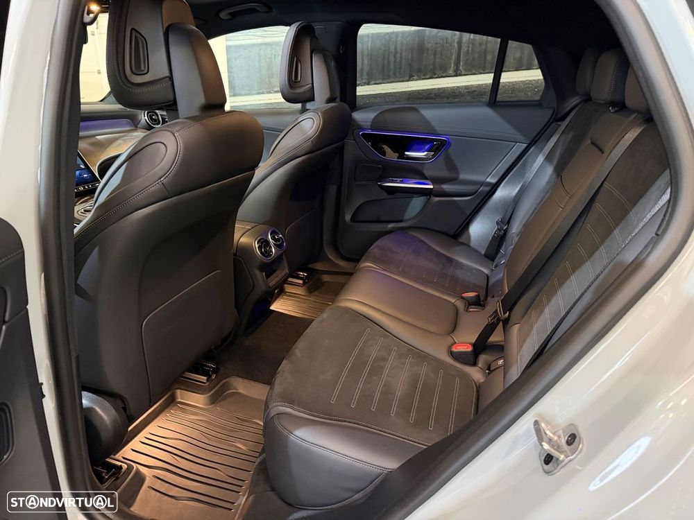 Mercedes-Benz GLC 300 de Coupe 4Matic - 11